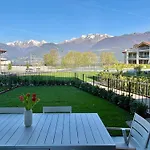 Apartamento Sole At Dorato, Luxury, View